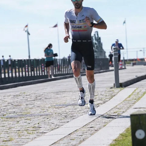 Filipe Azevedo on the run at IRONMAN 70.3 Elsinore 2026