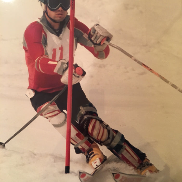 Chris Waddell racing slalom on a monoski